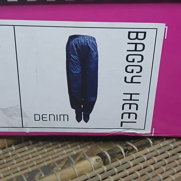 Cape Robbin Baggy Denim High Heel Pantaboots New! - Picture 4 of 6